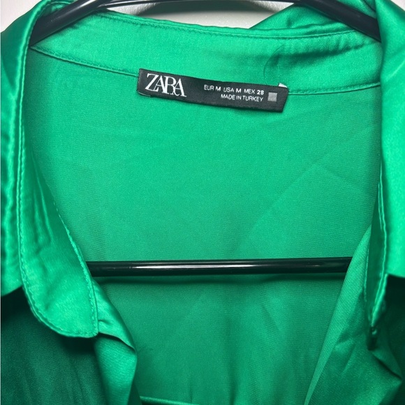 Satin Green Zara Button Down Long Sleeve - Picture 4 of 5